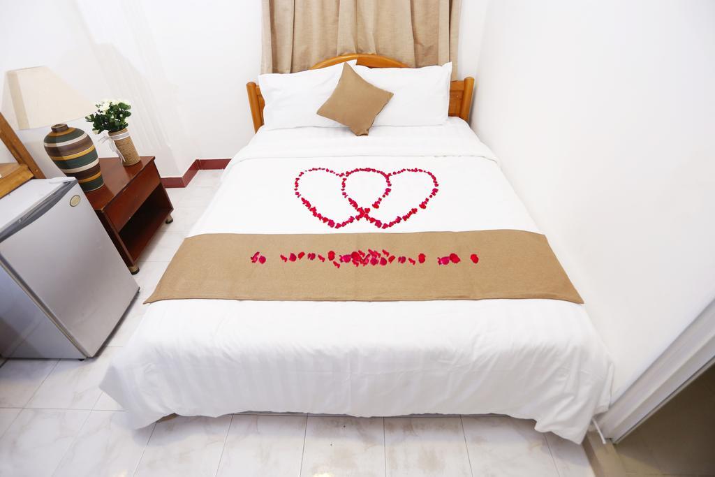 הו צ'י מין סיטי Le Petit Sai Gon Hotel מראה חיצוני תמונה