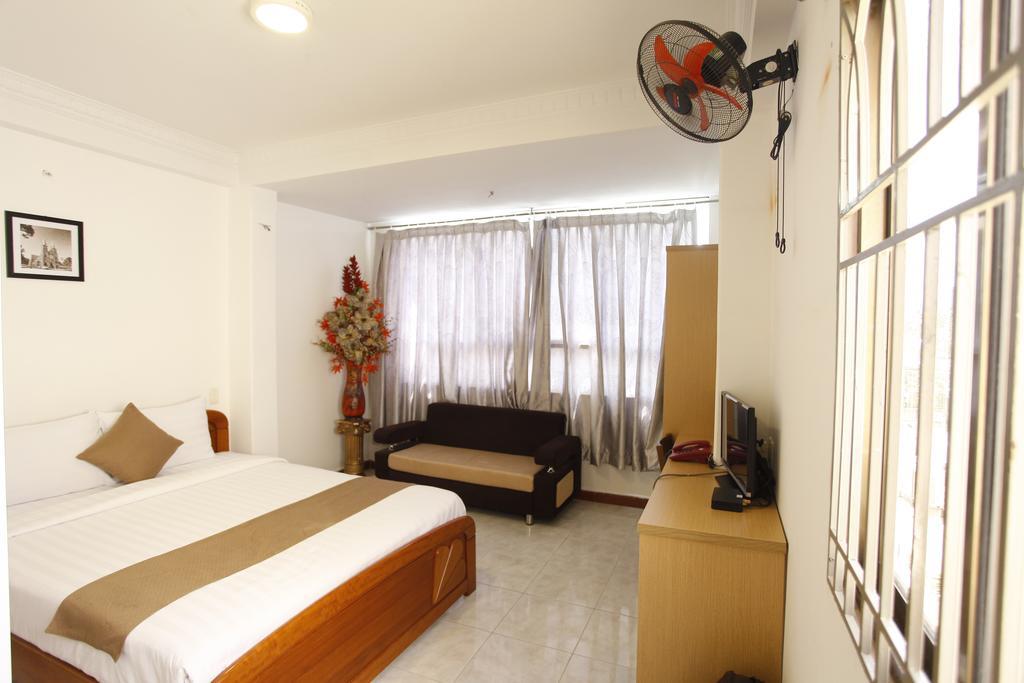 הו צ'י מין סיטי Le Petit Sai Gon Hotel מראה חיצוני תמונה